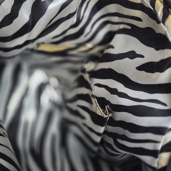 Black crocodile print shoulder bag - Picture 6 of 7